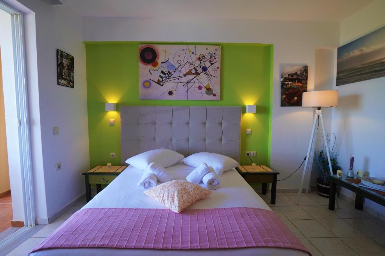 Seafront Spirit Apartments Закинтос Екстериор снимка