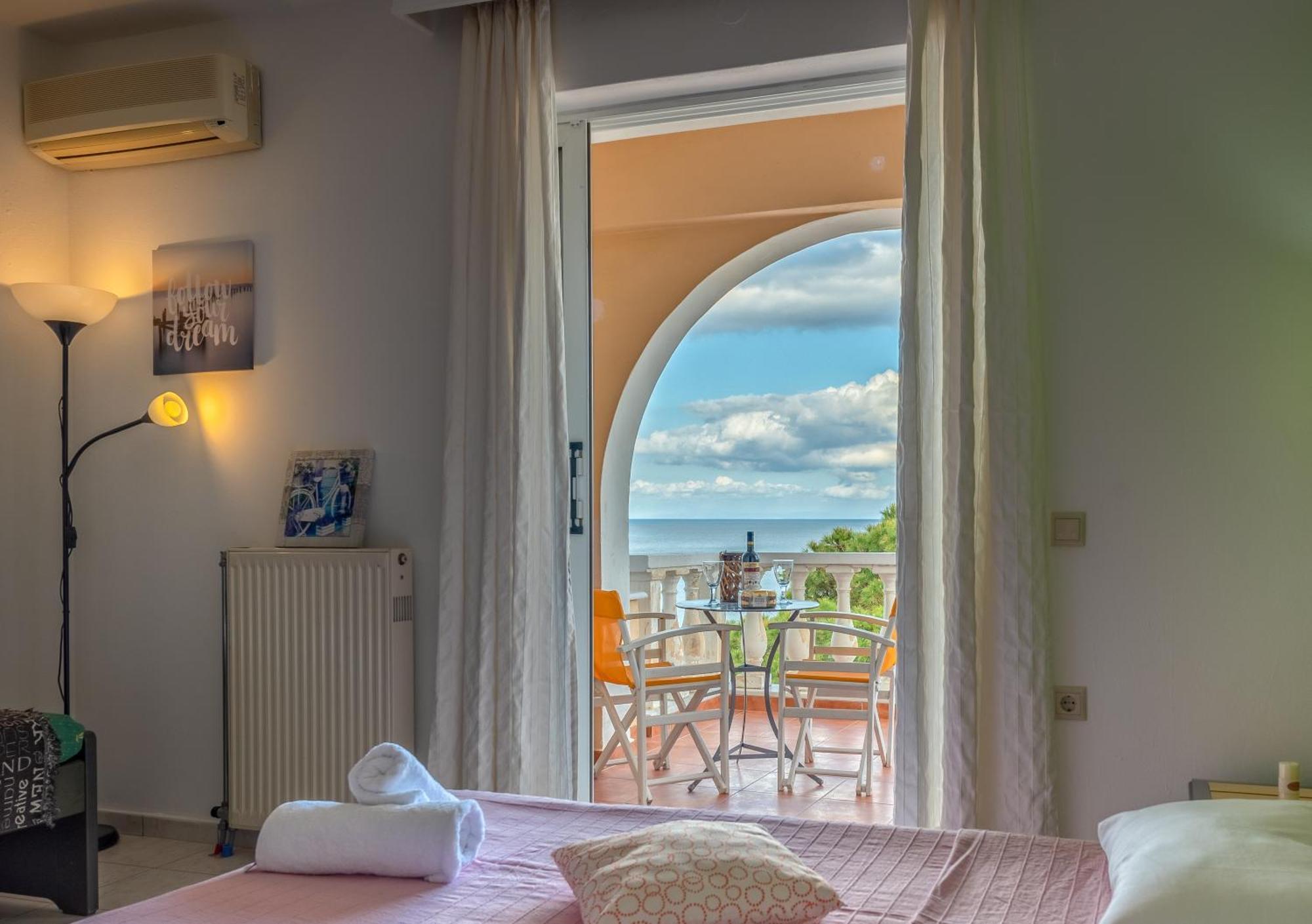 Seafront Spirit Apartments Закинтос Стая снимка